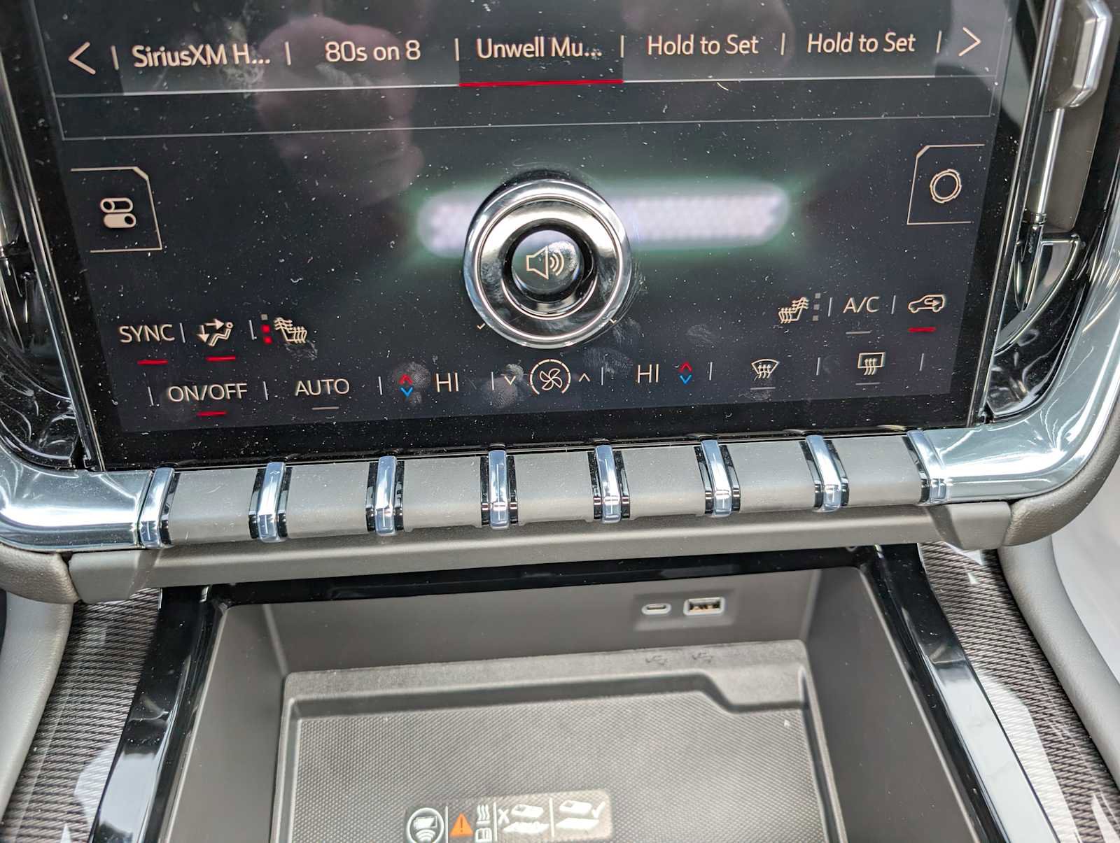 New 2025 GMC Yukon Elevation w/ LPO, Floor Liner Package image 21