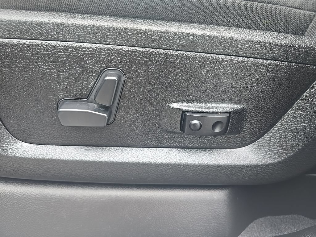 New 2026 RAM 2500 Big Horn AWD/4WD image 31