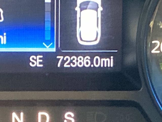Used 2017 Ford Explorer XLT AWD/4WD image 19
