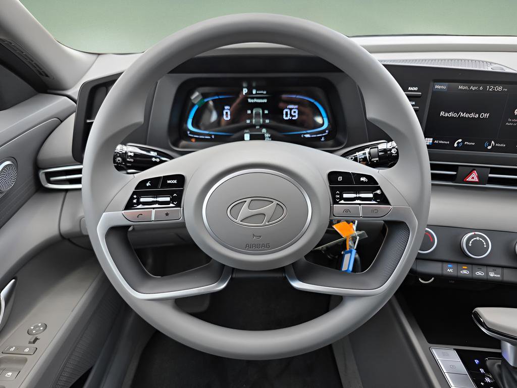 New 2026 Hyundai Elantra SE image 16