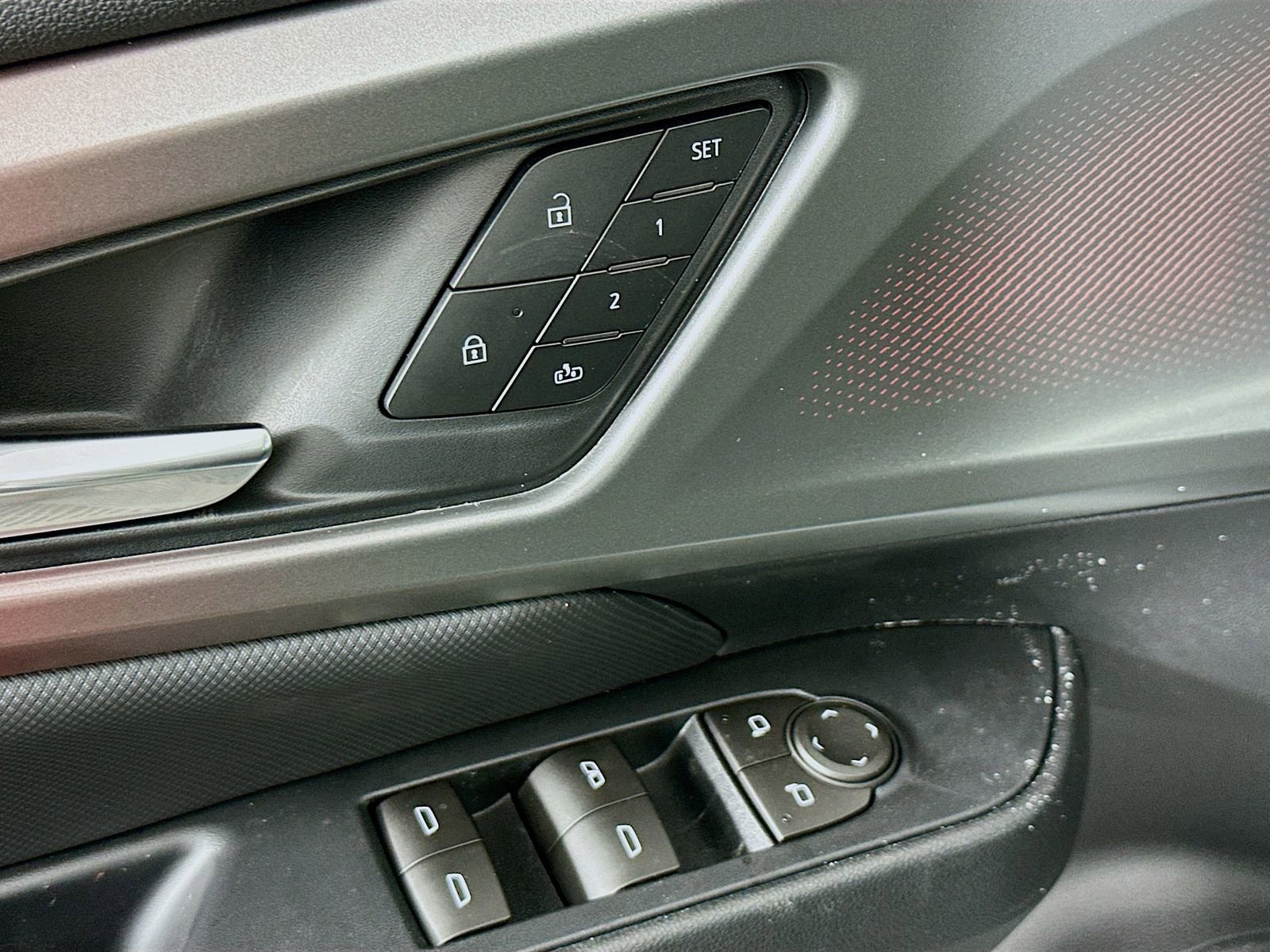 New 2026 Chevrolet Equinox EV RS image 18