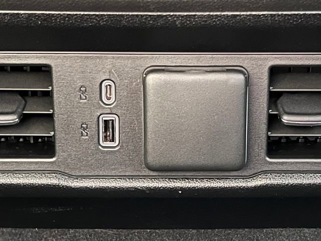 Used 2023 Chevrolet Silverado 1500 RST w/ Z71 Off-Road Package AWD/4WD image 39
