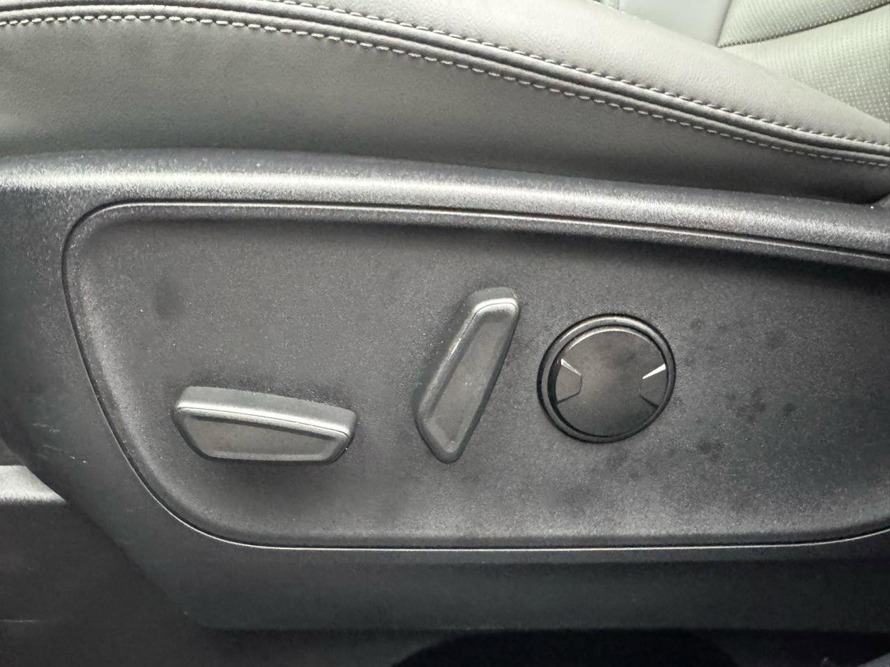 Used 2025 Ford Bronco Sport Badlands image 13