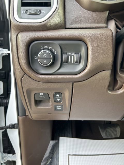 New 2026 RAM 1500 Laramie w/ Bed Utility Group image 21