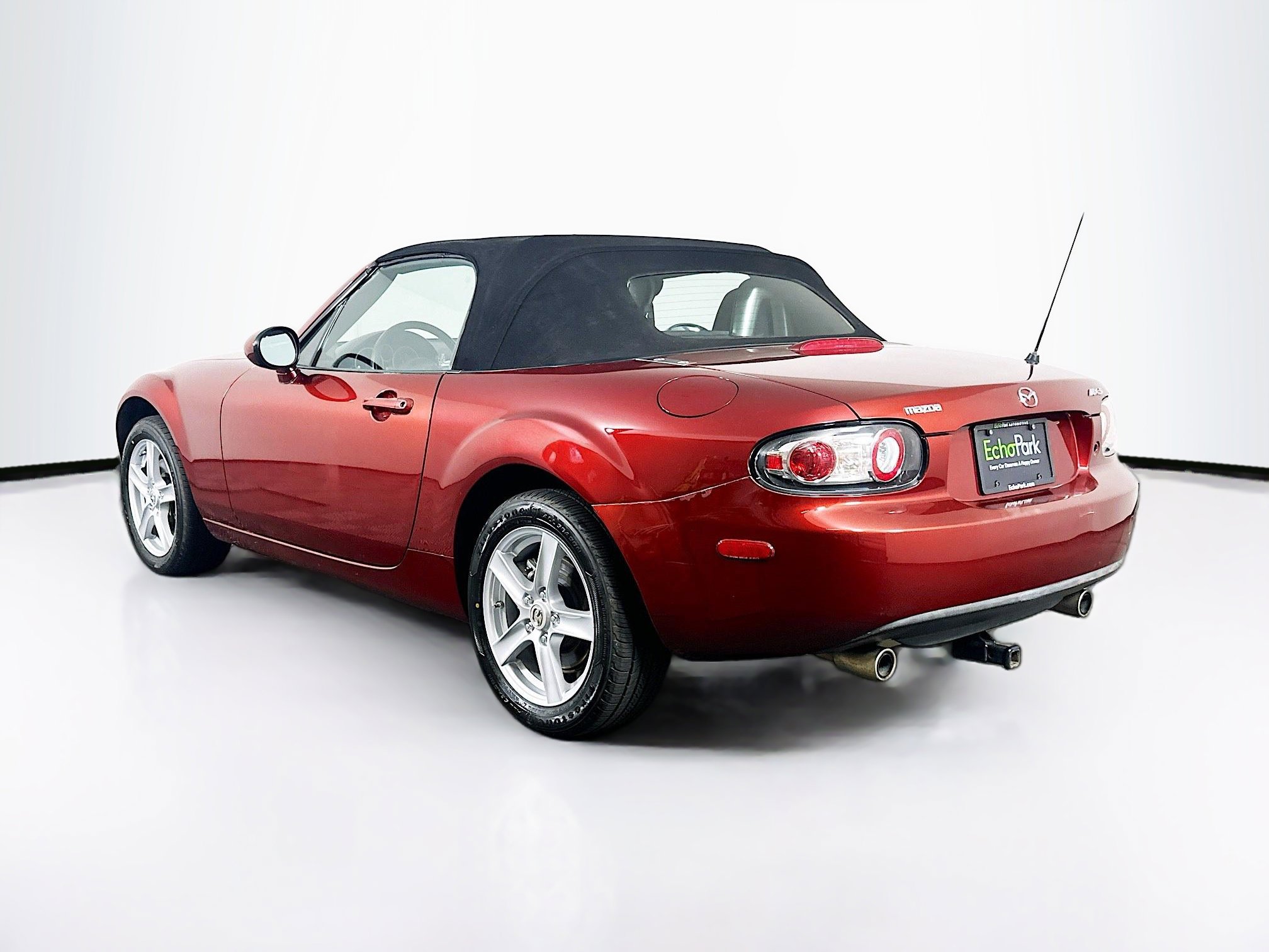 Used 2008 MAZDA MX-5 Miata Sport RWD image 5