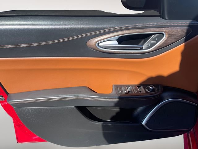 Used 2018 Alfa Romeo Giulia Ti w/ Quick Order Package 22X Lusso image 26