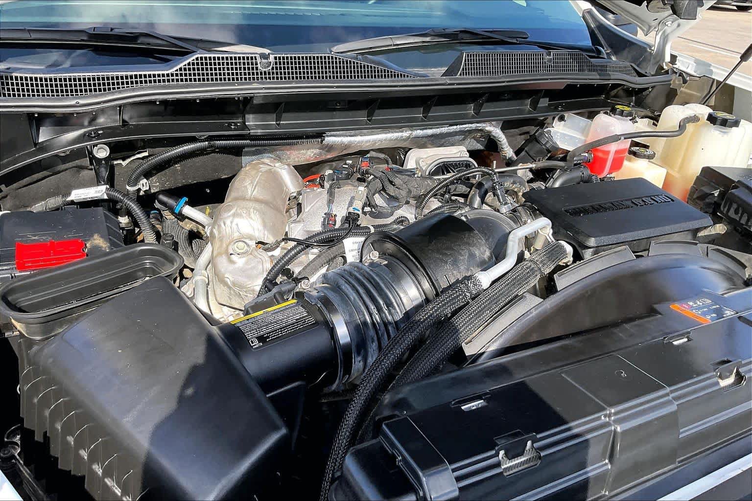 Certified 2025 Chevrolet Silverado 2500 LTZ w/ LTZ Convenience Package AWD/4WD image 32
