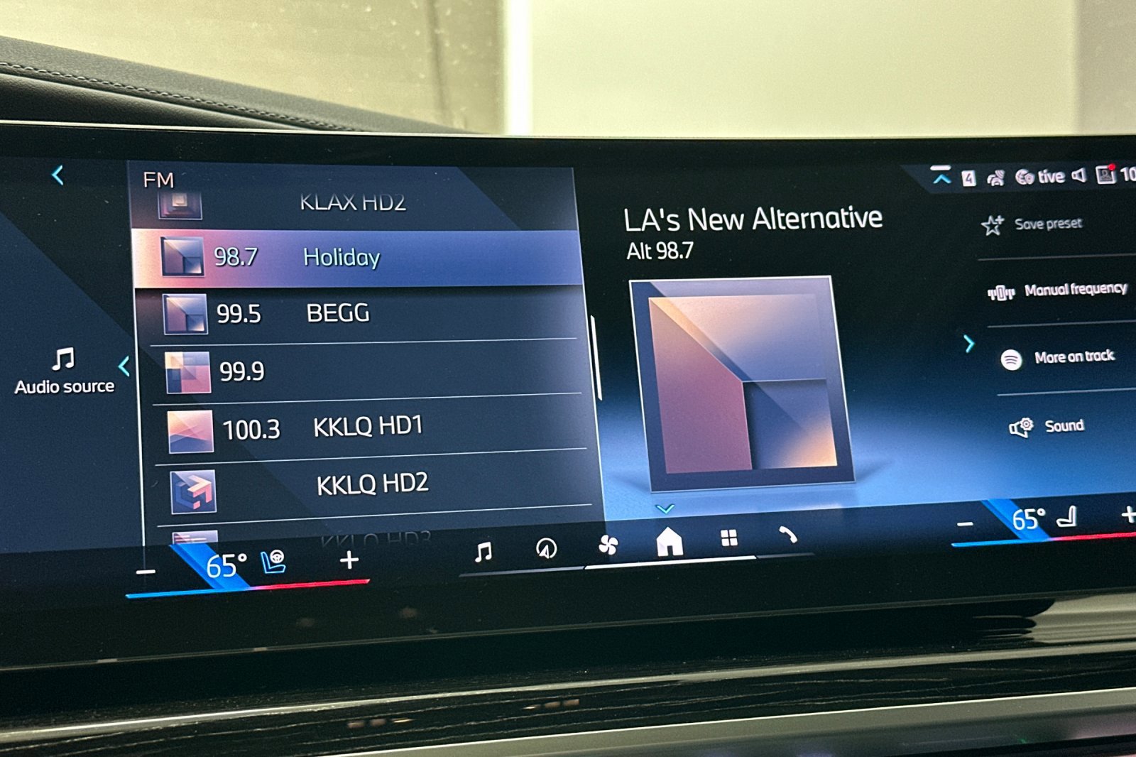 New 2026 BMW i7 eDrive50 w/ Executive Package image 21