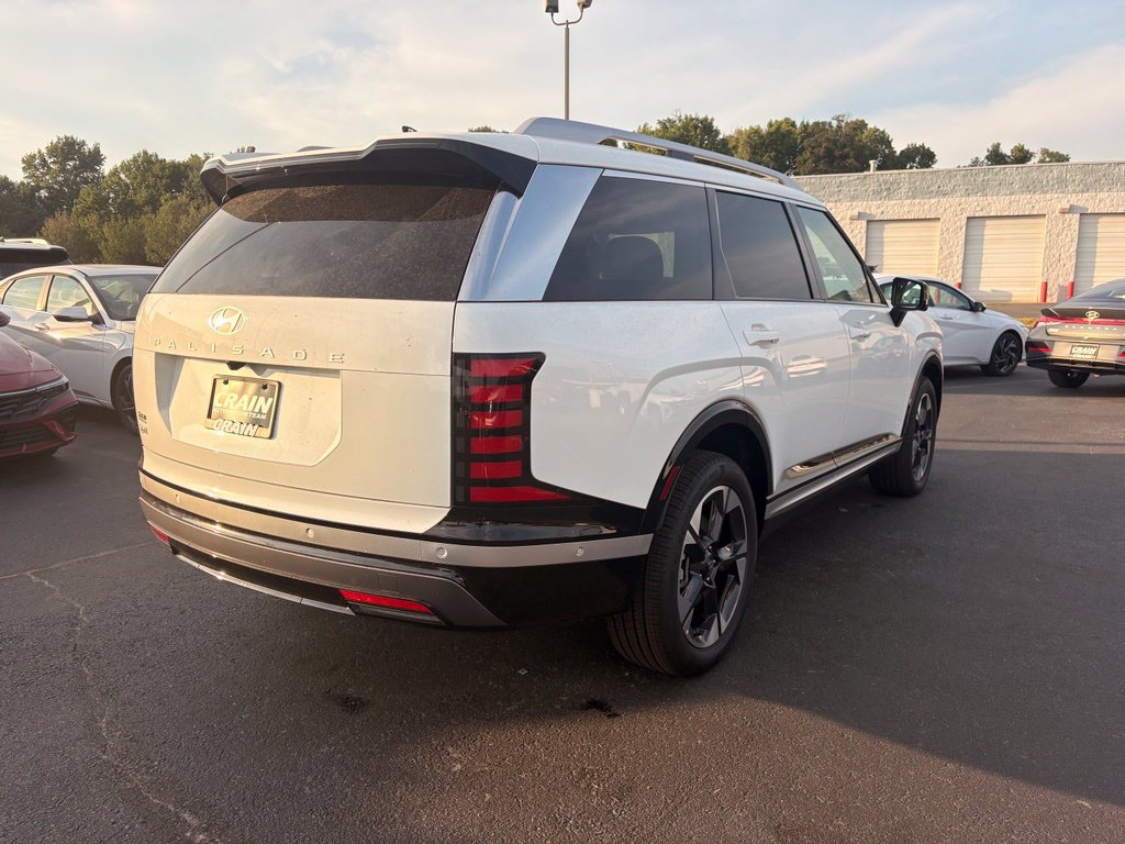 New 2027 Hyundai Palisade Limited FWD image 8