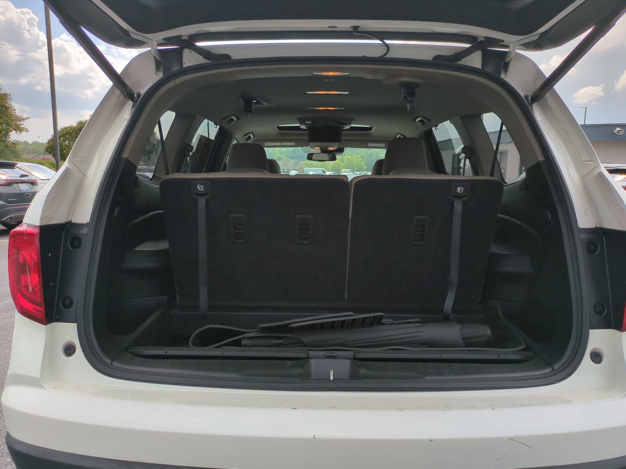 Used 2017 Honda Pilot Touring image 33