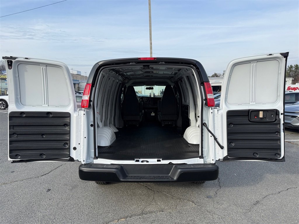 New 2025 Chevrolet Express 2500 image 19