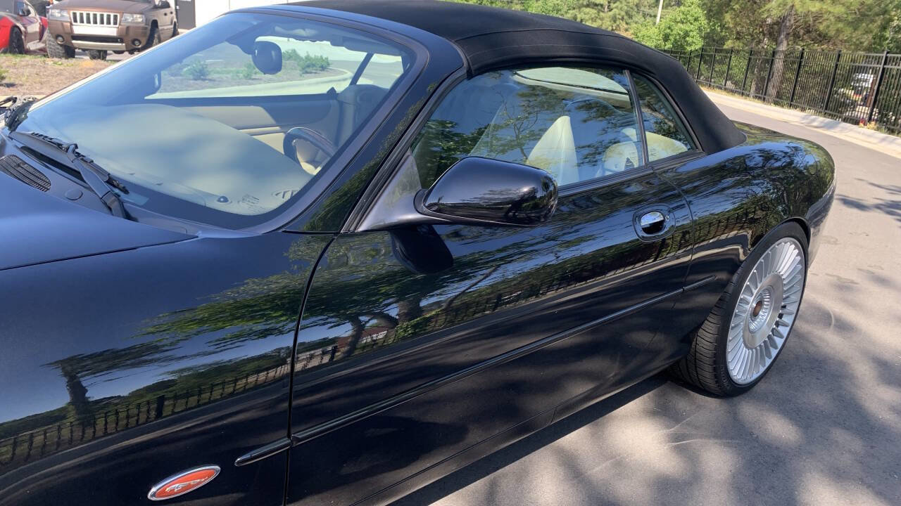 Used 2000 Jaguar XK8 Convertible RWD image 24
