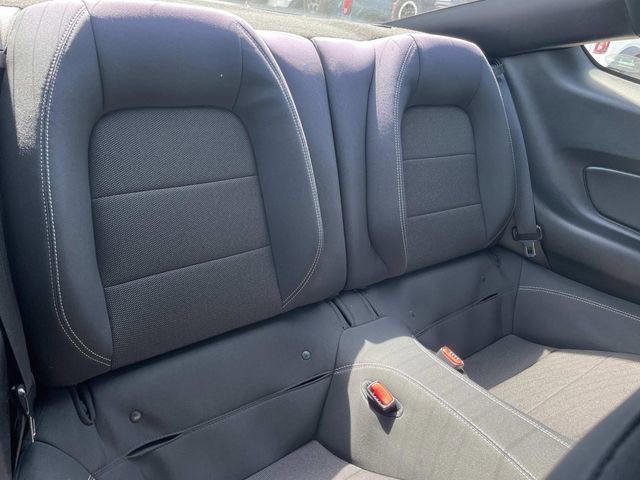 Used 2016 Ford Mustang Coupe RWD image 23