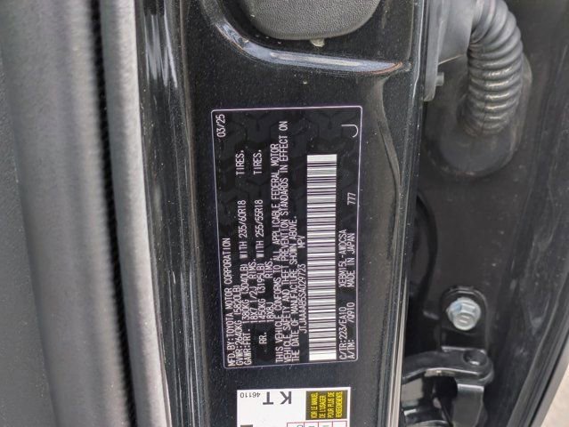 Used 2025 Lexus RZ 450e image 35