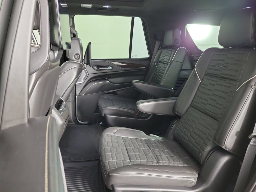 Used 2023 Cadillac Escalade Premium Luxury Platinum w/ LPO, Floor Liner Package AWD/4WD image 12