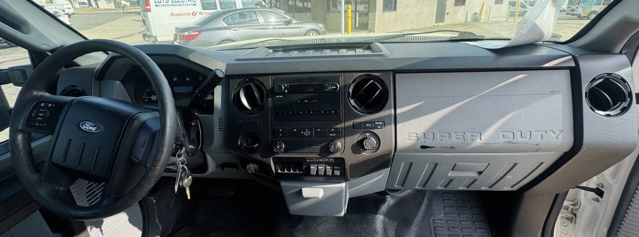 Used 2016 Ford F250 XL w/ Power Equipment Group RWD image 13
