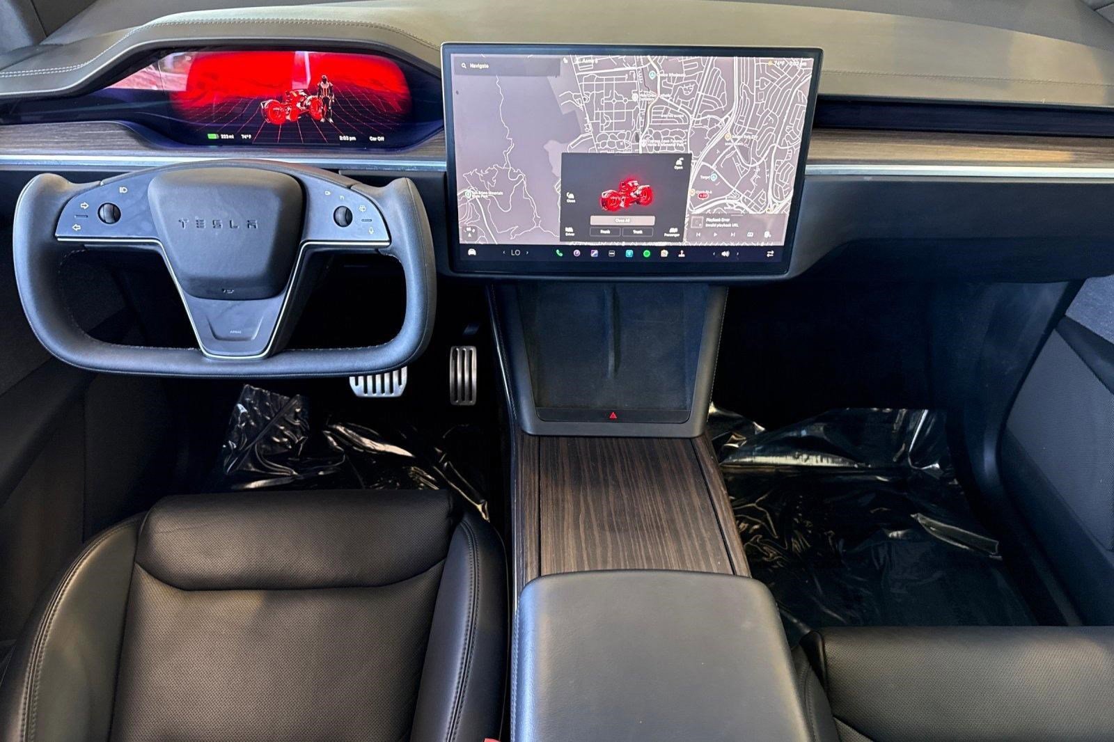 Used 2022 Tesla Model X image 15