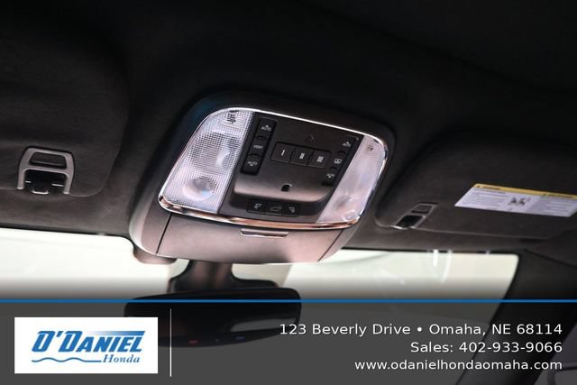 Used 2019 Jeep Grand Cherokee Summit AWD/4WD image 30