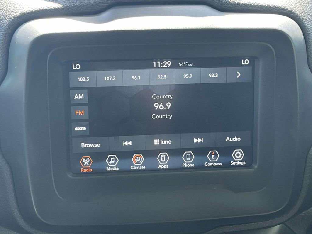 Used 2018 Jeep Renegade Altitude w/ Popular Equipment Group FWD image 27