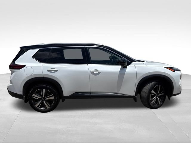 Certified 2024 Nissan Rogue SL w/ SL Premium Package FWD image 9