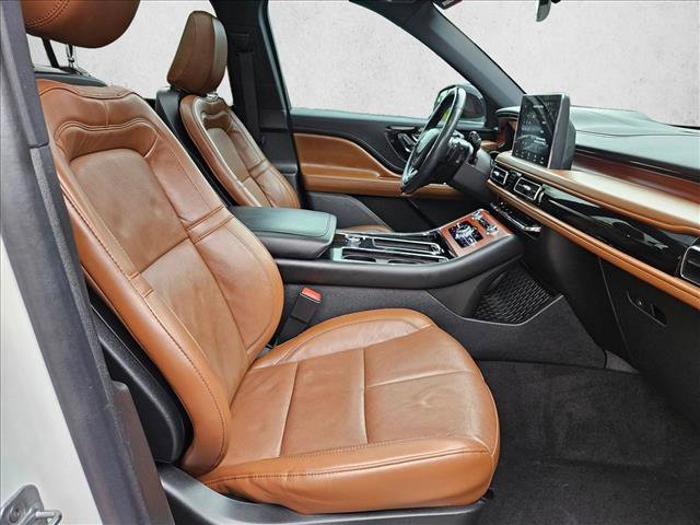 Used 2023 Lincoln Aviator Reserve w/ Equipment Group 201A image 20