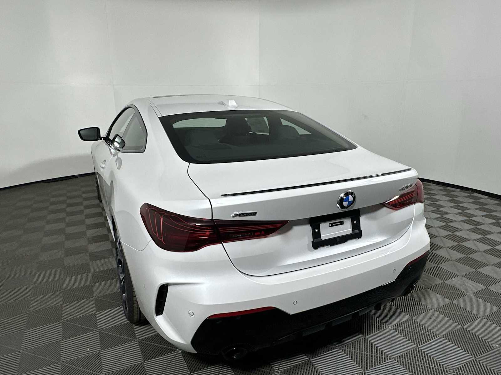 New 2026 BMW 430i xDrive Coupe w/ M Sport Package image 2