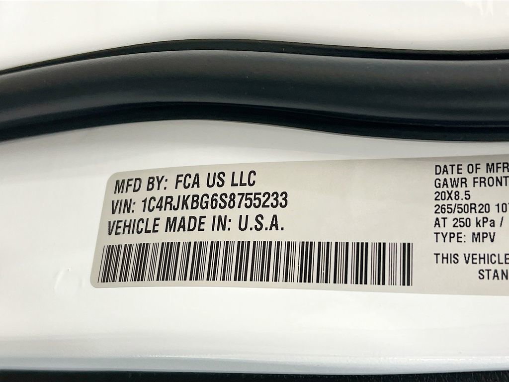 New 2025 Jeep Grand Cherokee L Limited w/ Black Appearance Package image 21