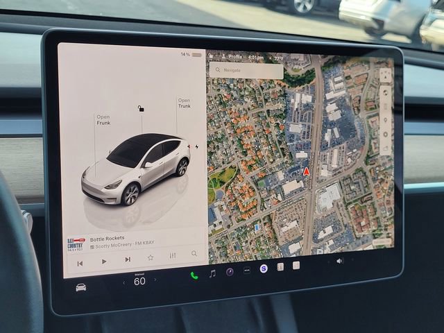 Used 2023 Tesla Model Y Long Range image 9
