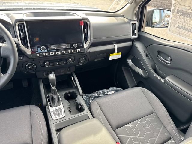 New 2026 Nissan Frontier SV w/ All-Weather Content Package AWD/4WD image 18
