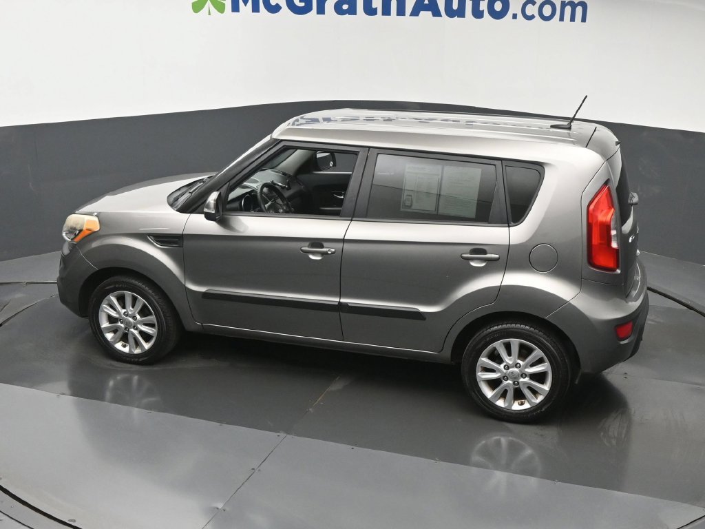 Used 2012 Kia Soul + w/ Audio Pkg FWD image 23