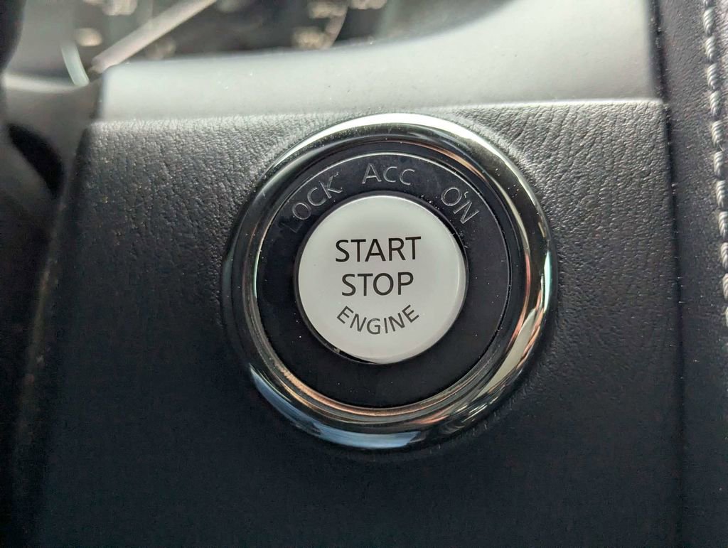 Used 2021 INFINITI QX80 Sensory w/ All-Season Package image 31