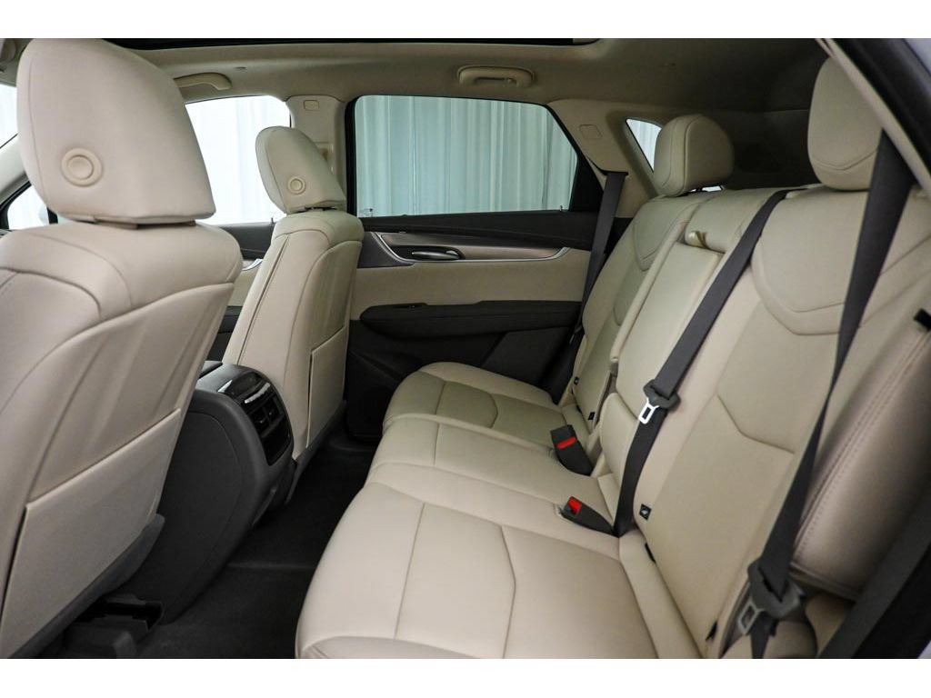 New 2026 Cadillac XT5 Premium Luxury w/ Driver Assist Package AWD/4WD image 12
