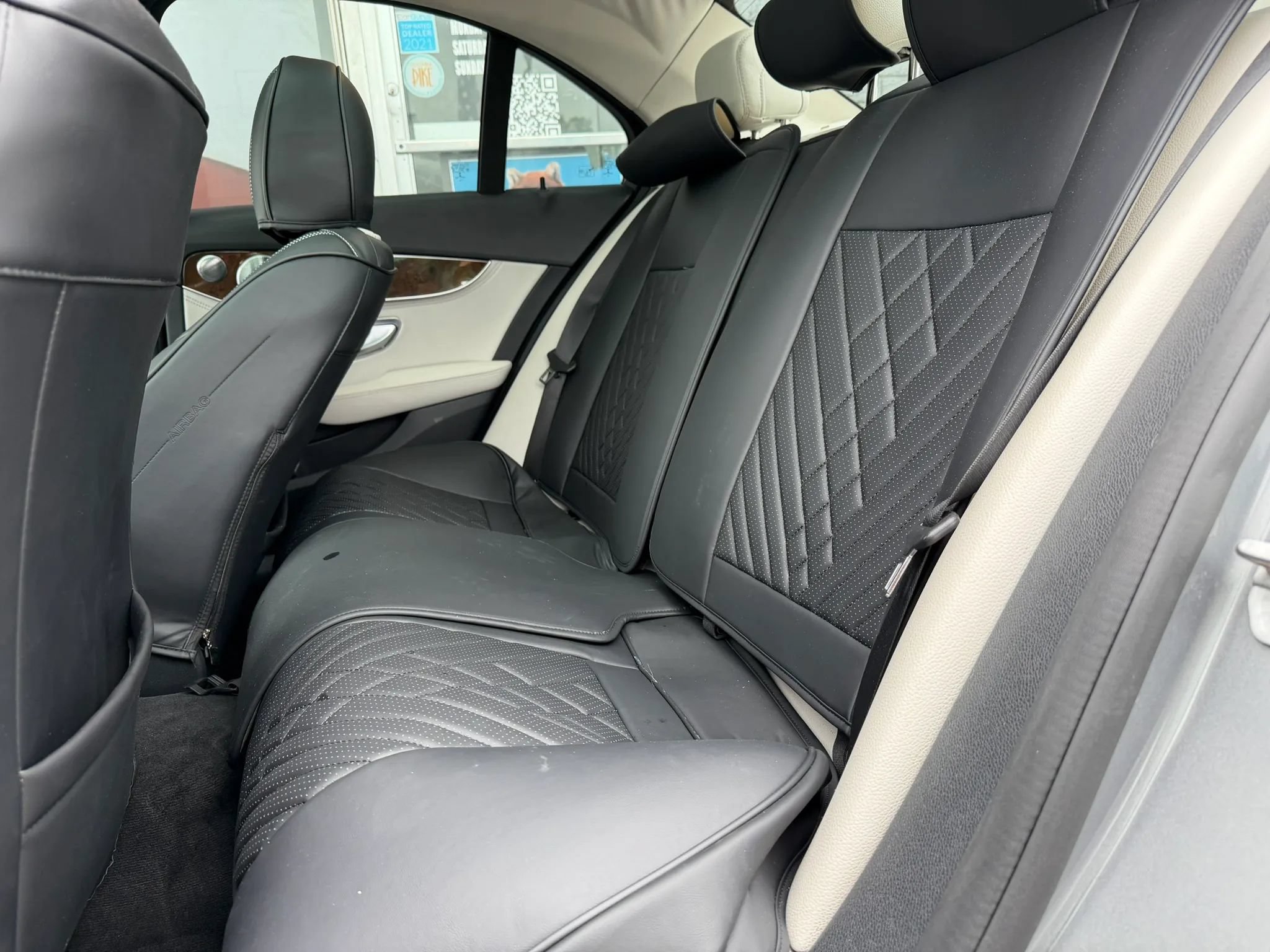 Used 2015 Mercedes-Benz C 300 4MATIC Sedan image 12