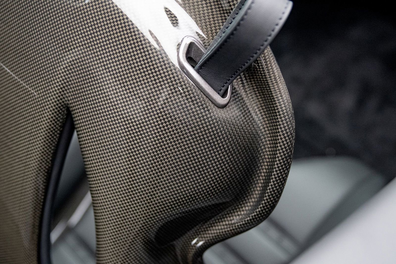 Used 2022 Ferrari SF90 Spider image 26