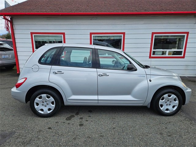 Used 2006 Chrysler PT Cruiser image 2
