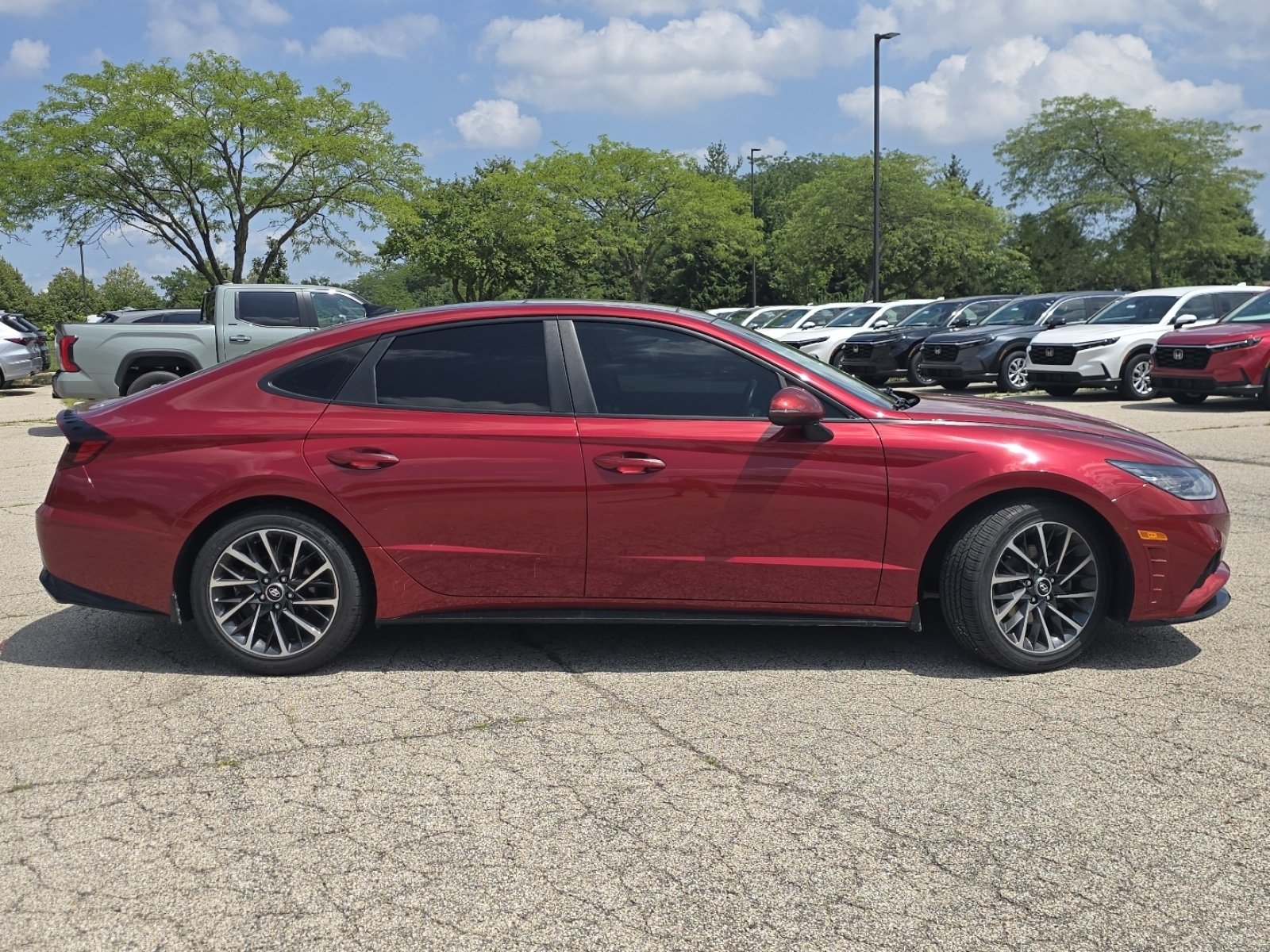 Used 2023 Hyundai Sonata Limited FWD image 17