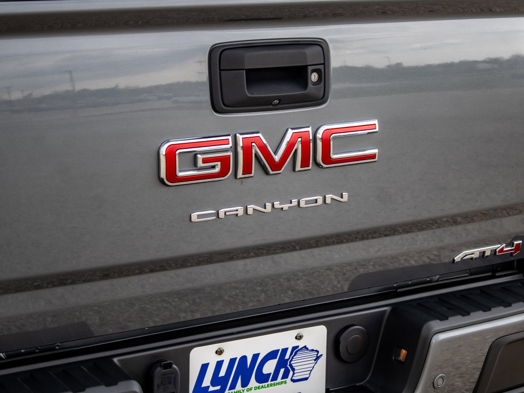 Used 2022 GMC Canyon AT4 w/ Trailering Package AWD/4WD image 12