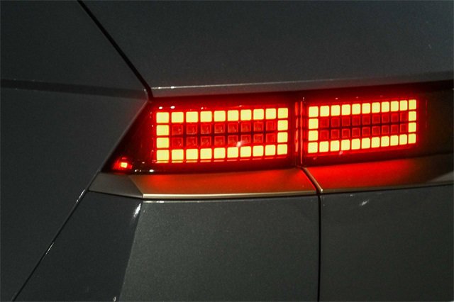 New 2026 Hyundai Ioniq 5 SEL image 9