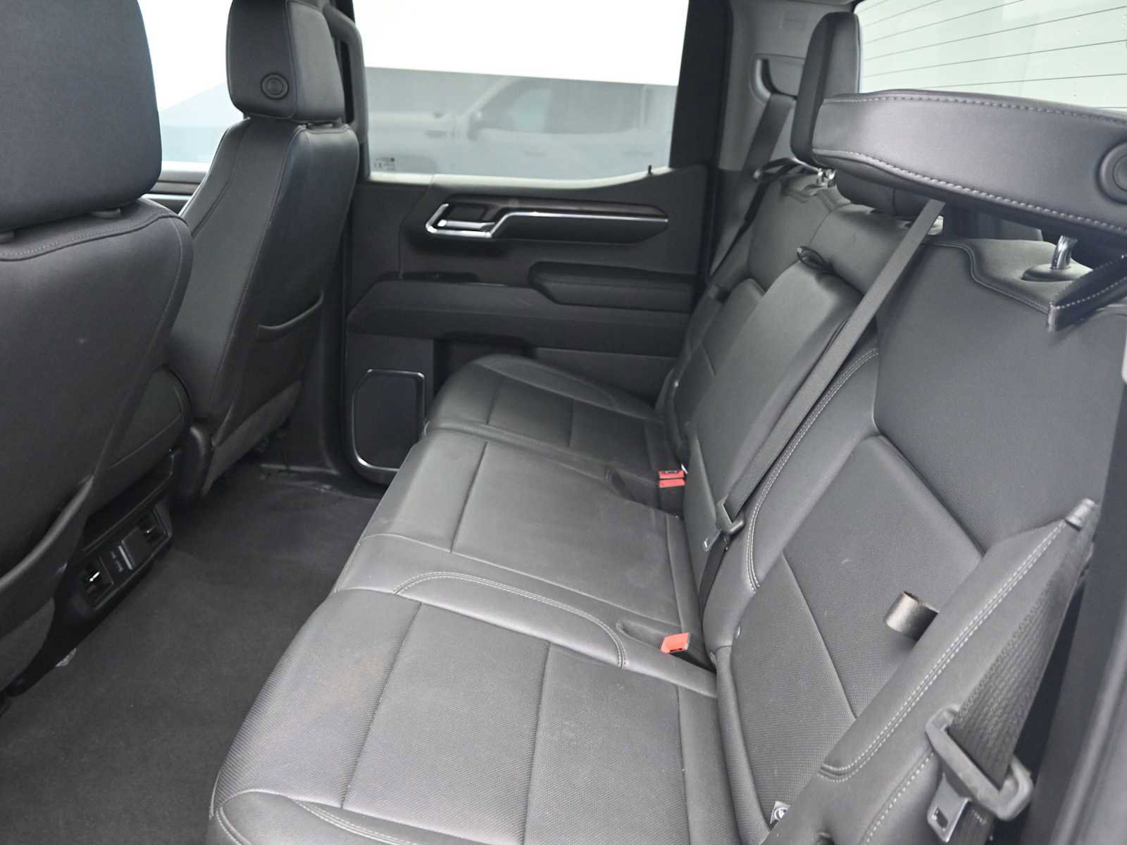 Used 2024 GMC Sierra 1500 SLT image 22