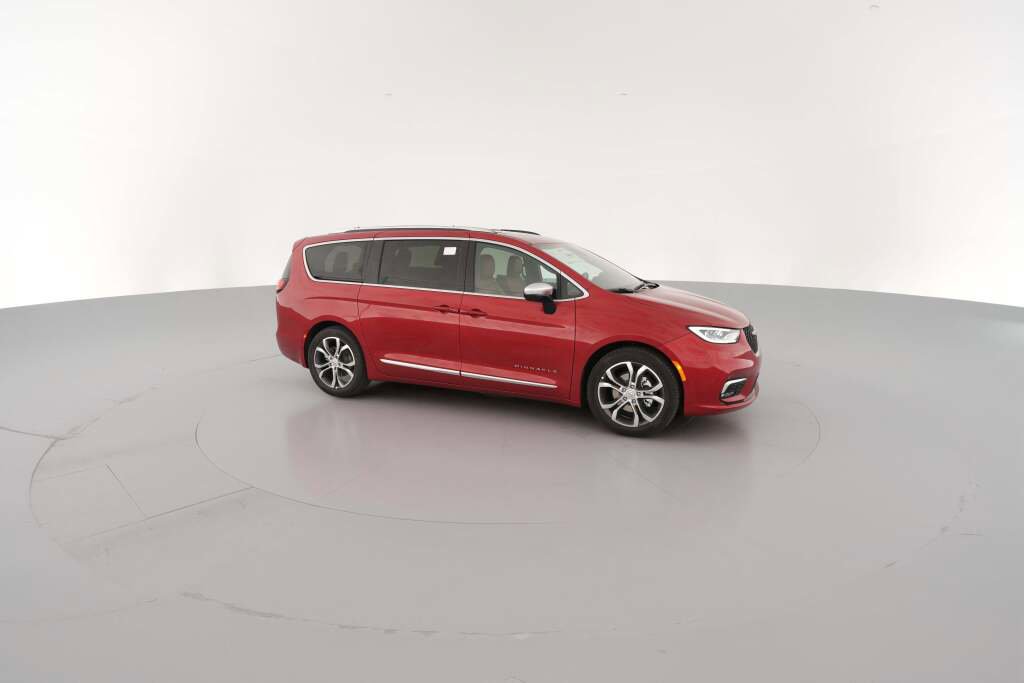 New 2026 Chrysler Pacifica Pinnacle image 15