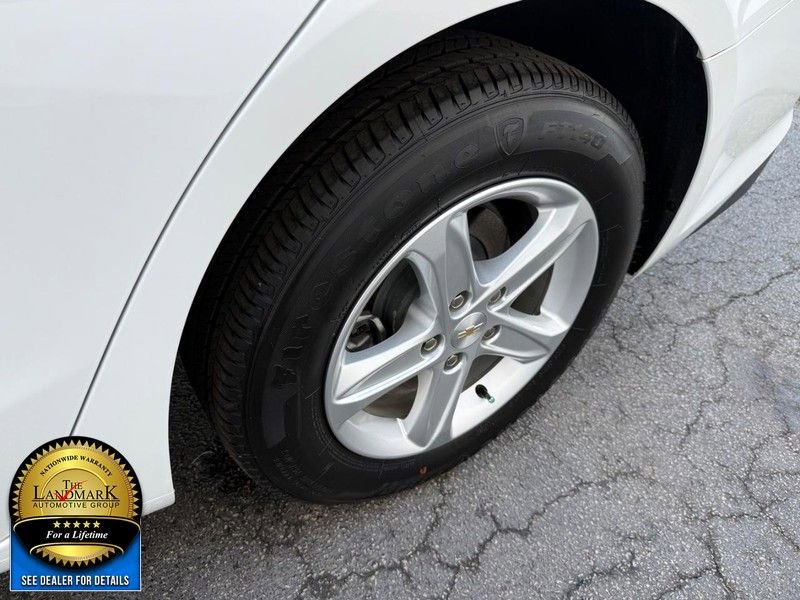 Used 2025 Chevrolet Malibu LS image 19