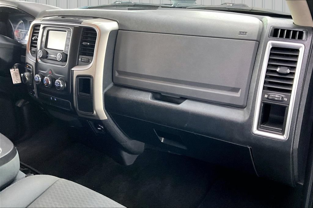 Used 2017 RAM 1500 Classic SLT AWD/4WD image 24