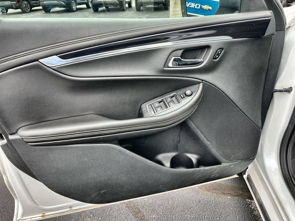 Certified 2016 Chevrolet Impala LT w/ Convenience Package FWD image 20