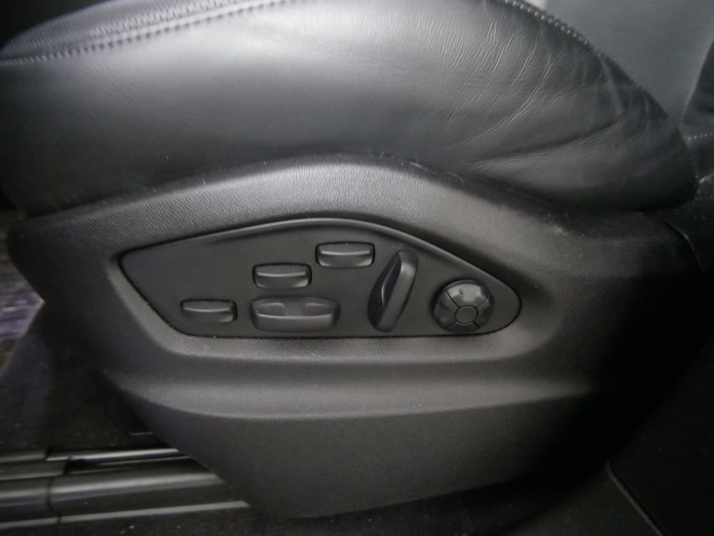 Used 2022 Porsche Cayenne Turbo GT image 18