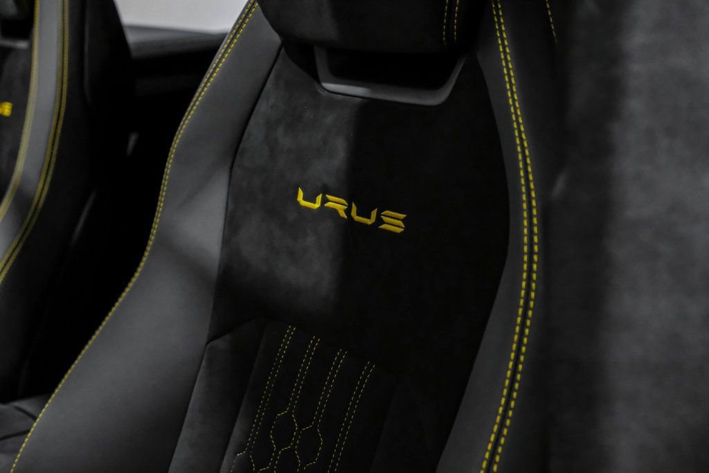 Used 2024 Lamborghini Urus Performante image 32