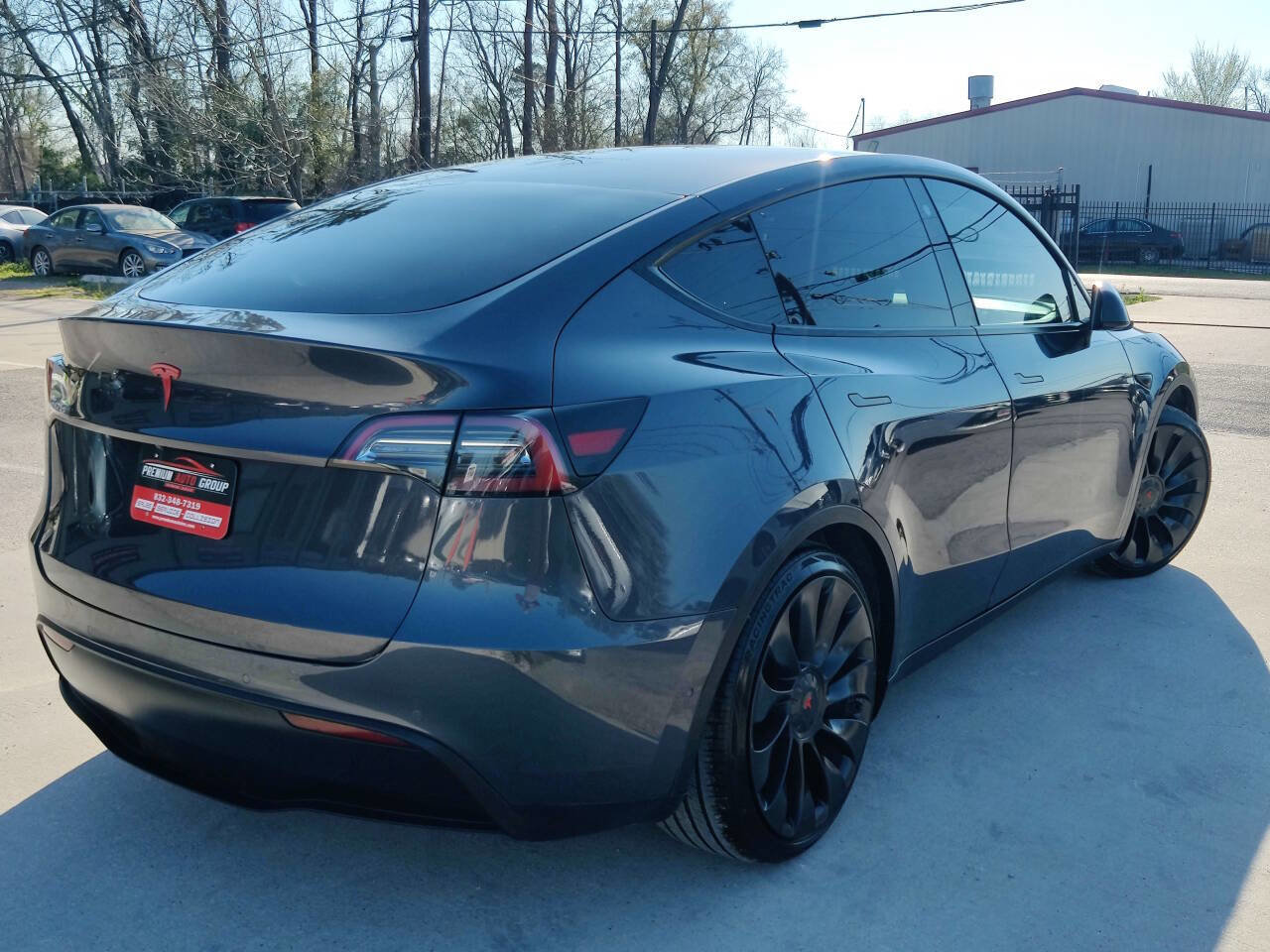 Used 2021 Tesla Model Y Performance AWD/4WD image 3