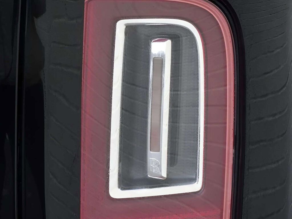 Used 2021 Rolls-Royce Cullinan AWD/4WD image 17