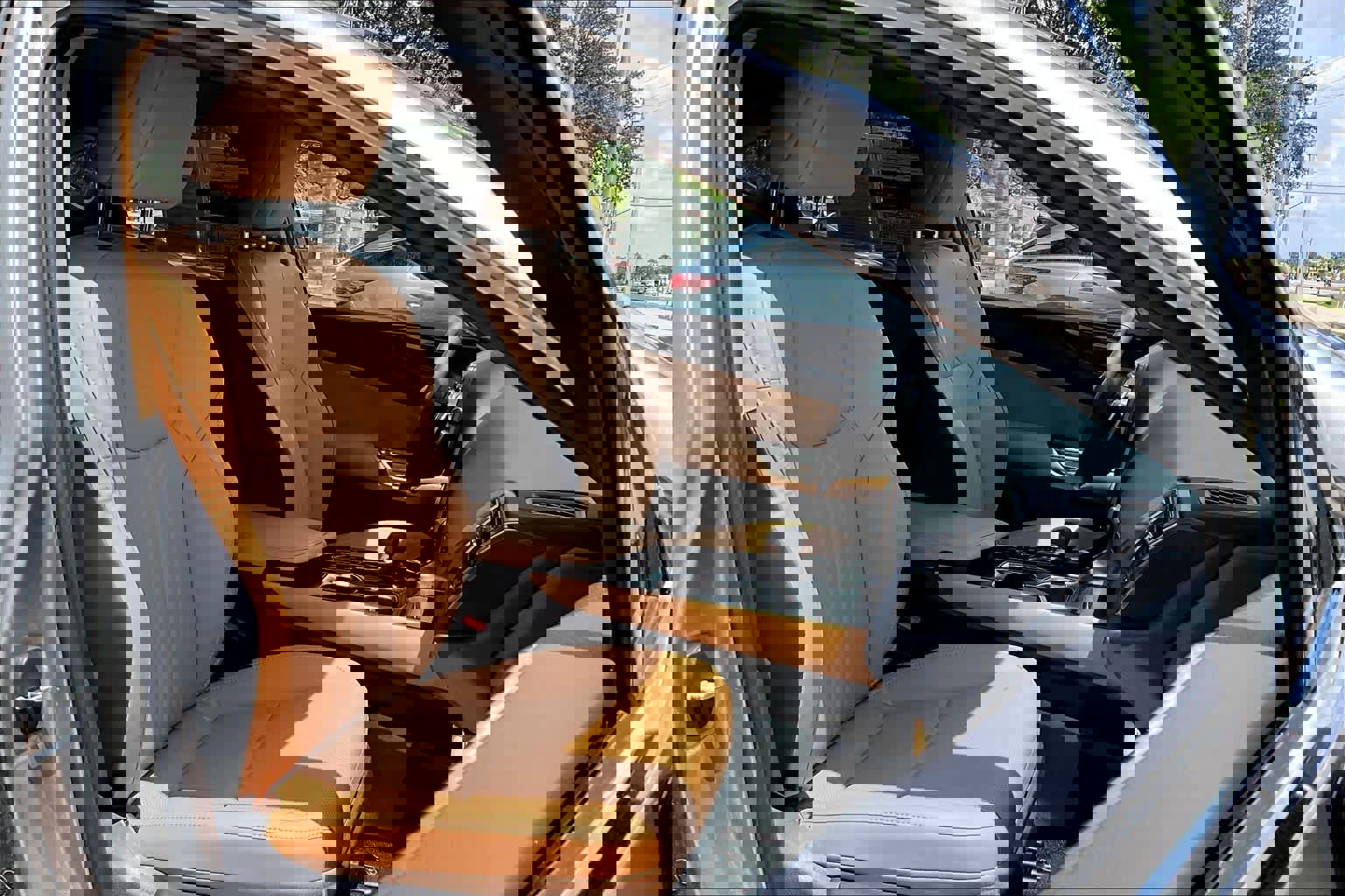 Used 2025 Lexus NX 250 FWD w/ Cold Area Package image 9