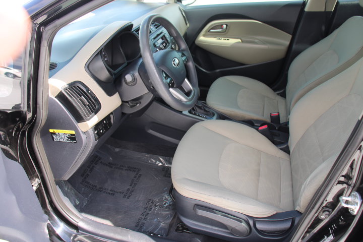 Used 2014 Kia Rio LX w/ Power Package FWD image 10