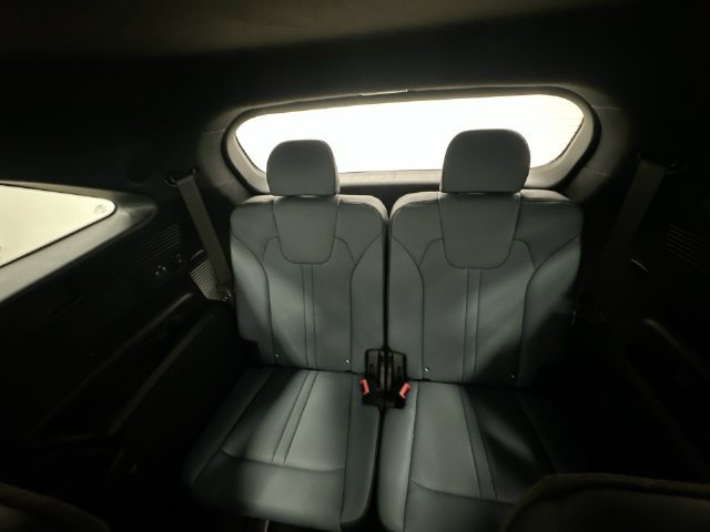 Certified 2025 Kia Sorento SX Prestige AWD/4WD image 34